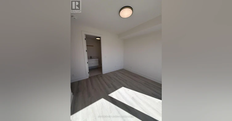 240 Ellis Avenue, St. Catharines, ON, L2P 0H2 - 29