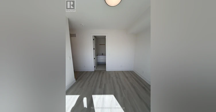 240 Ellis Avenue, St. Catharines, ON, L2P 0H2 - 31