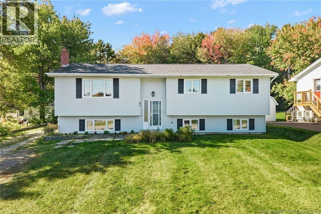 95 Sprucewood Drive, New Maryland, NB, E3C 1C5