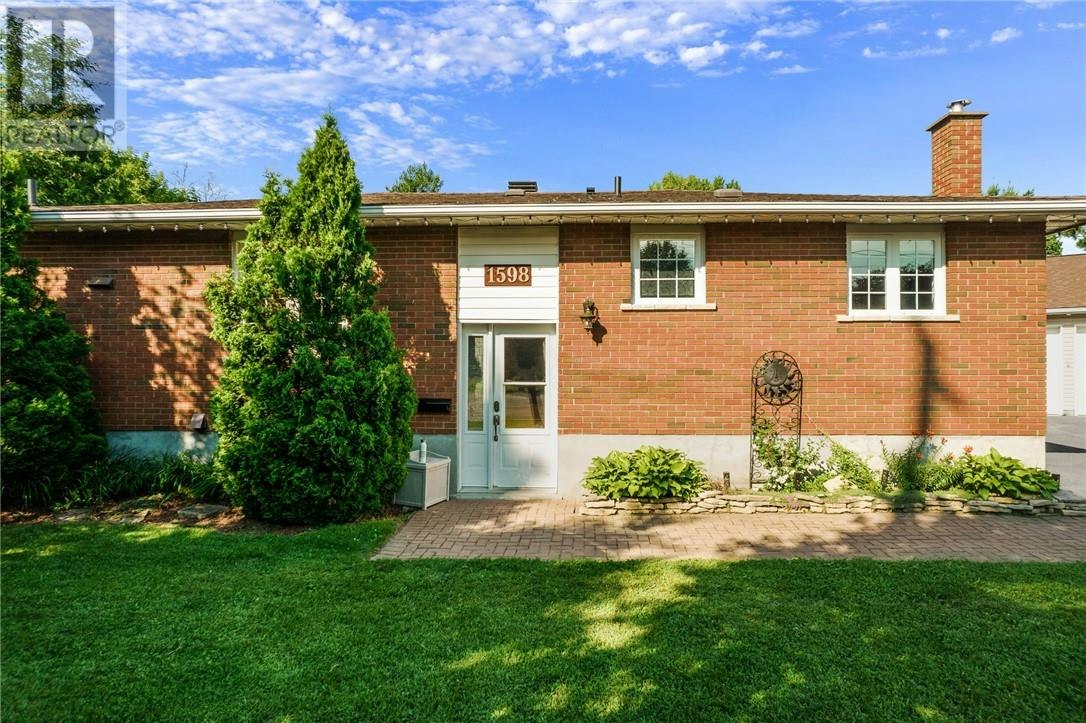 1598 Gary Avenue, Greater Sudbury, ON, P3A 4G4