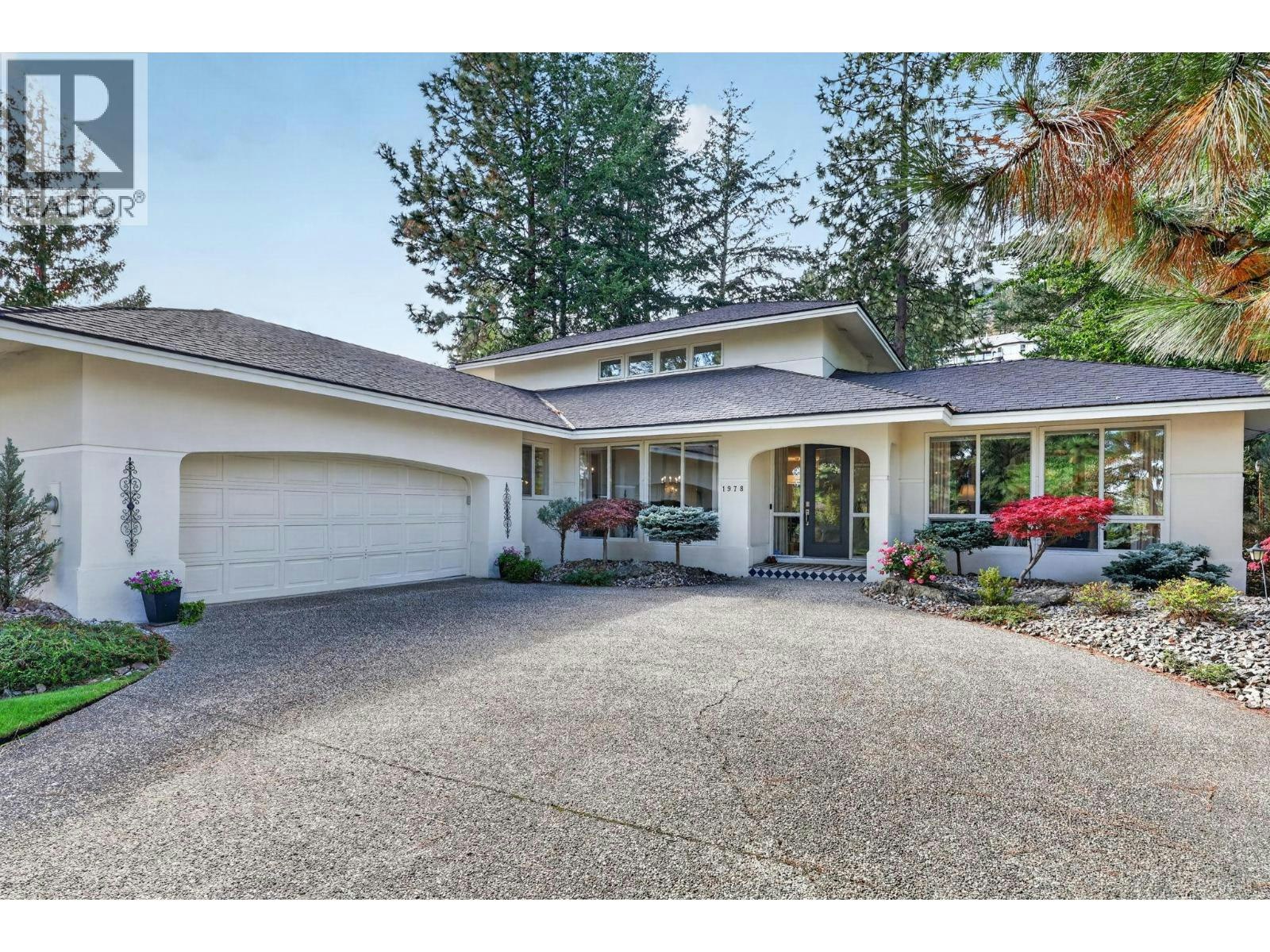 1978 Covington Crescent, West Kelowna, BC, V1Z 3M2