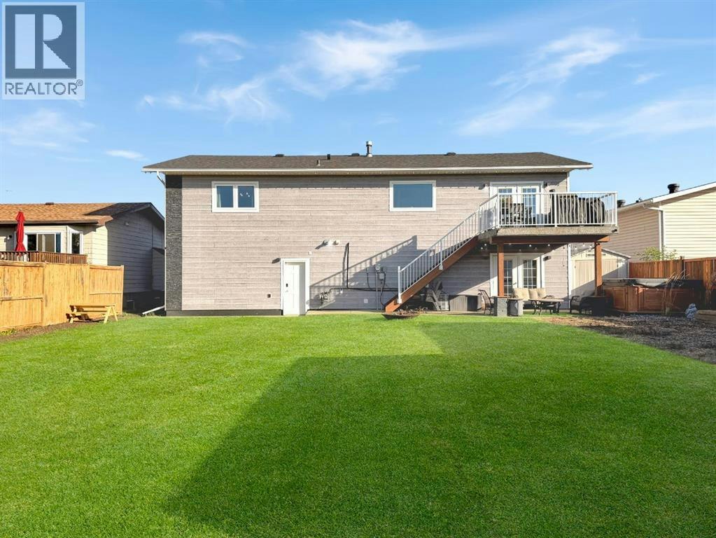 107 6 Avenue SW - 4
