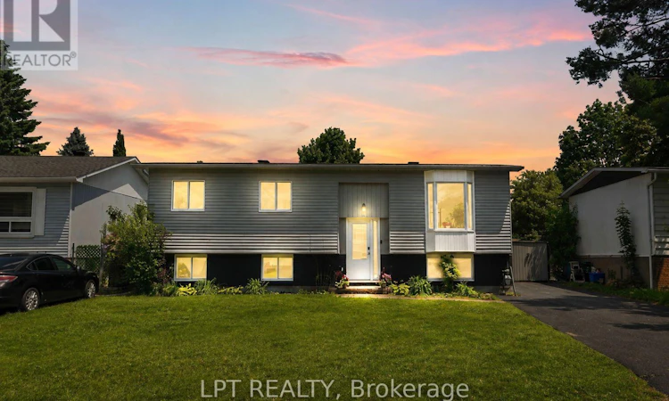 34 Fringewood Drive