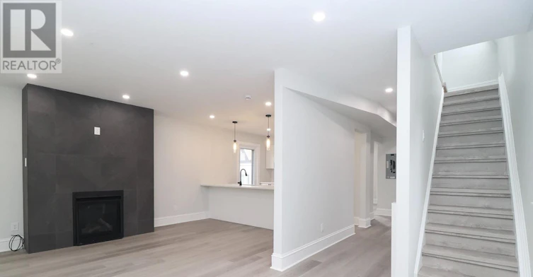 3-332 Osgoode Street, Ottawa, ON, K1N 6T3 - 8