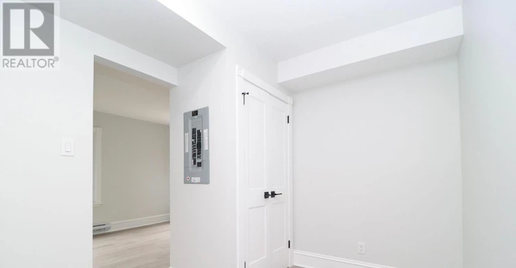 3-332 Osgoode Street, Ottawa, ON, K1N 6T3 - 2