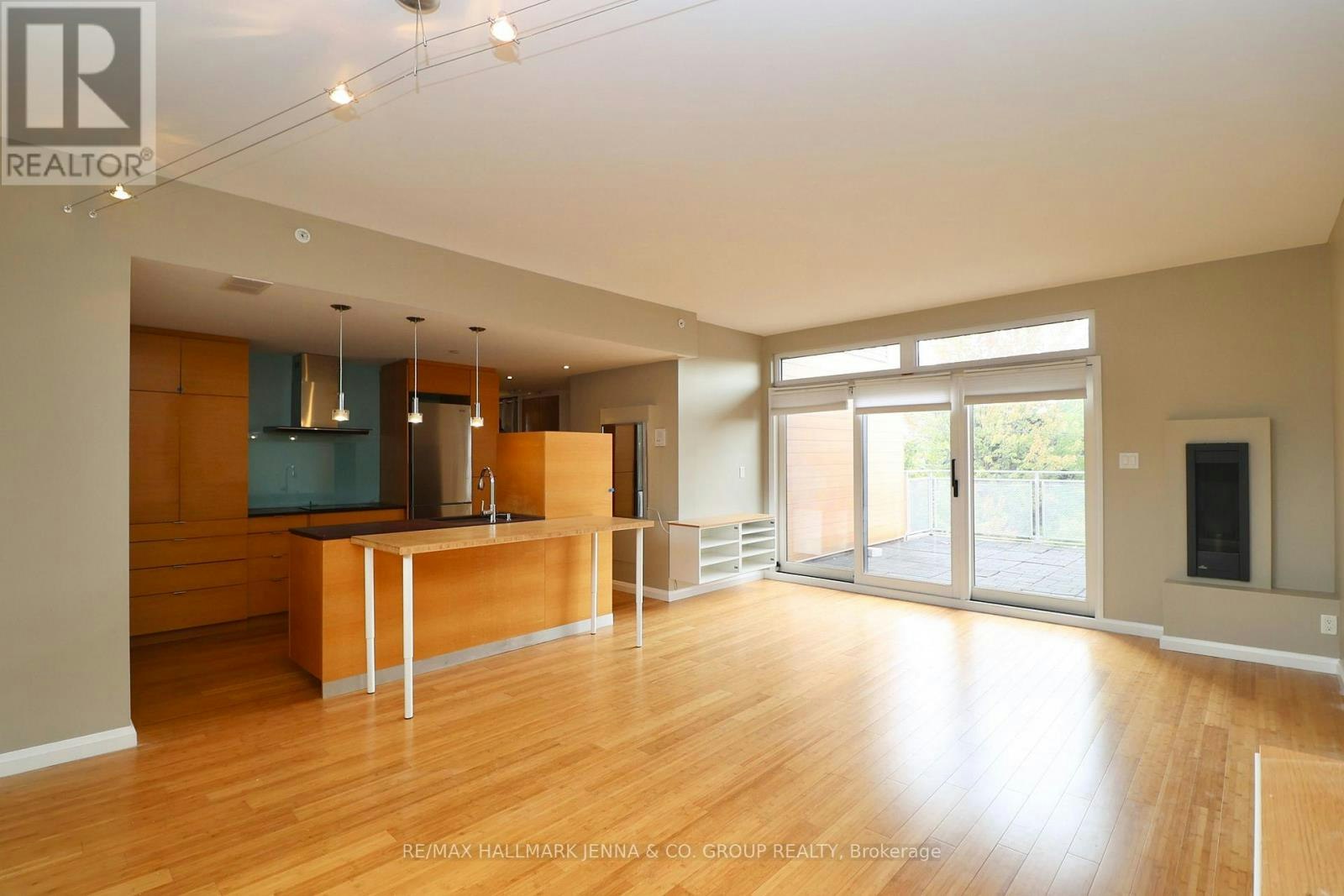 3-331 Osgoode Street, Ottawa, ON, K1N 1H2 - 6