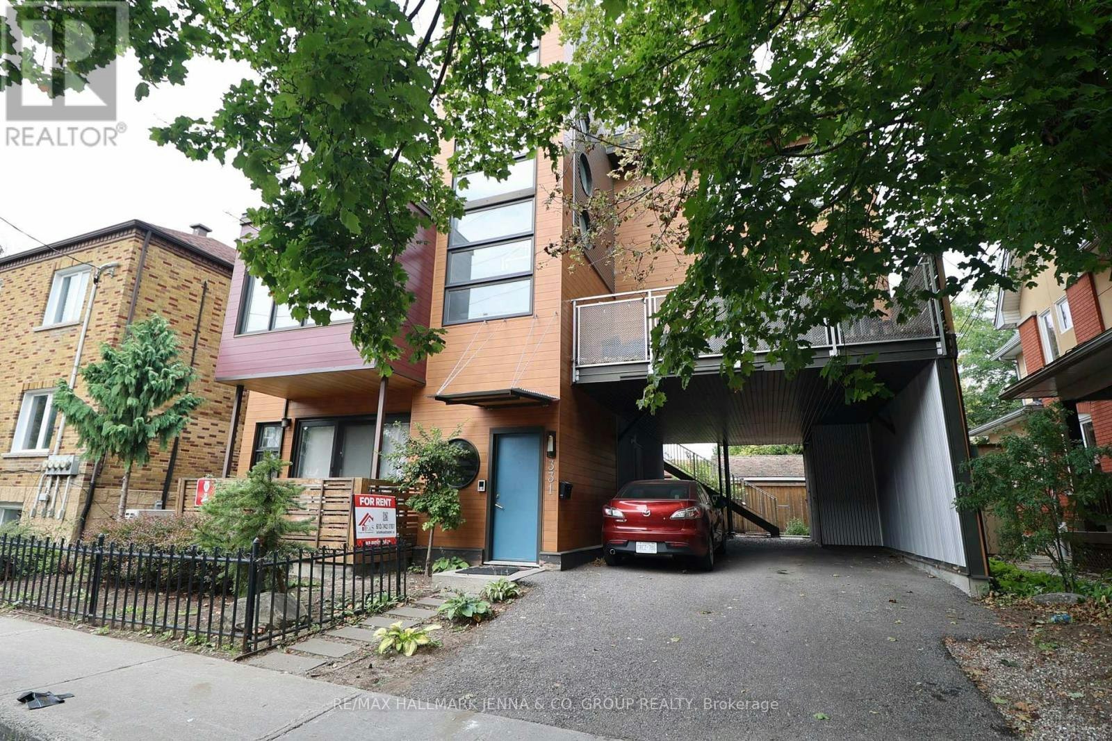 3-331 Osgoode Street, Ottawa, ON, K1N 1H2 - 2