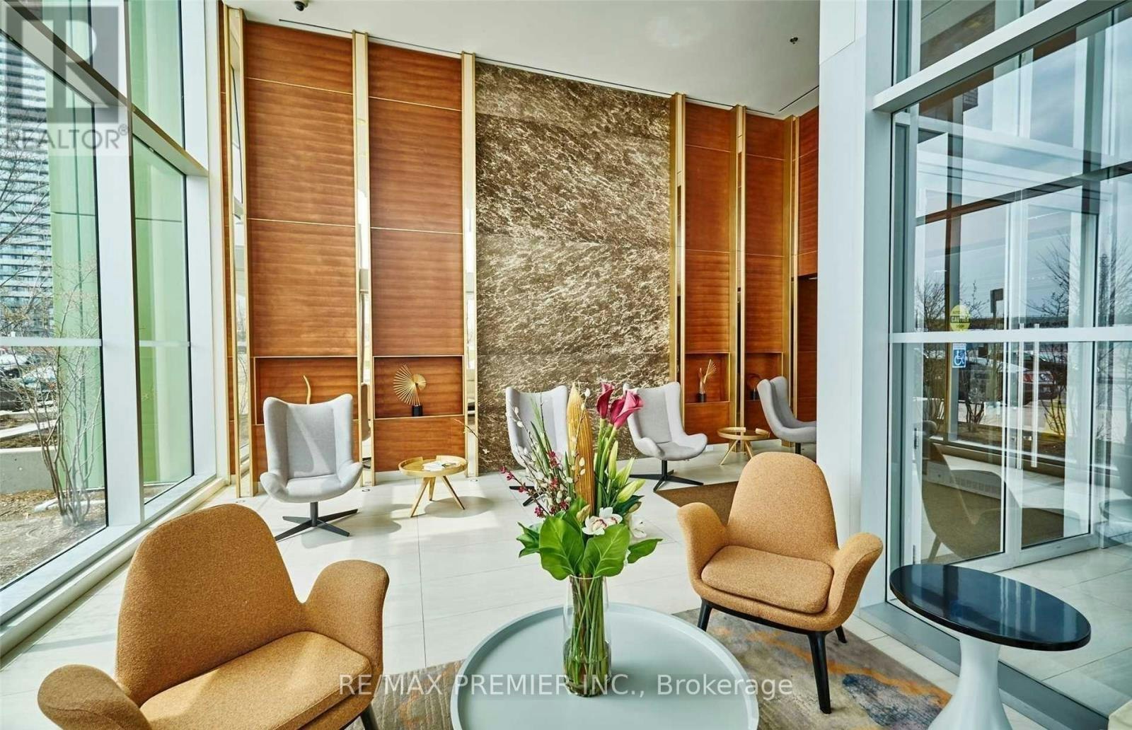 N207-455 Front Street E, Toronto, ON, M5A 1G9 - 2