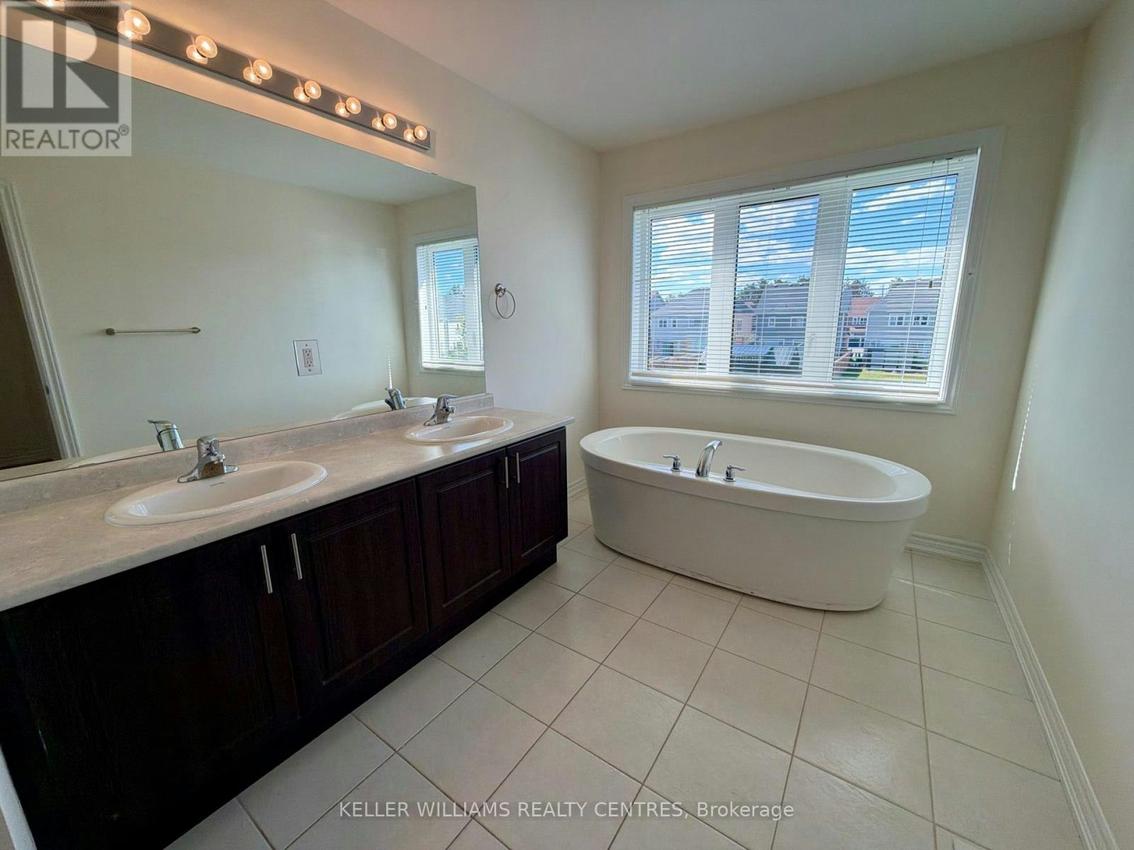 229 Brownley Lane, Essa, ON, L3W 0R3 - 35