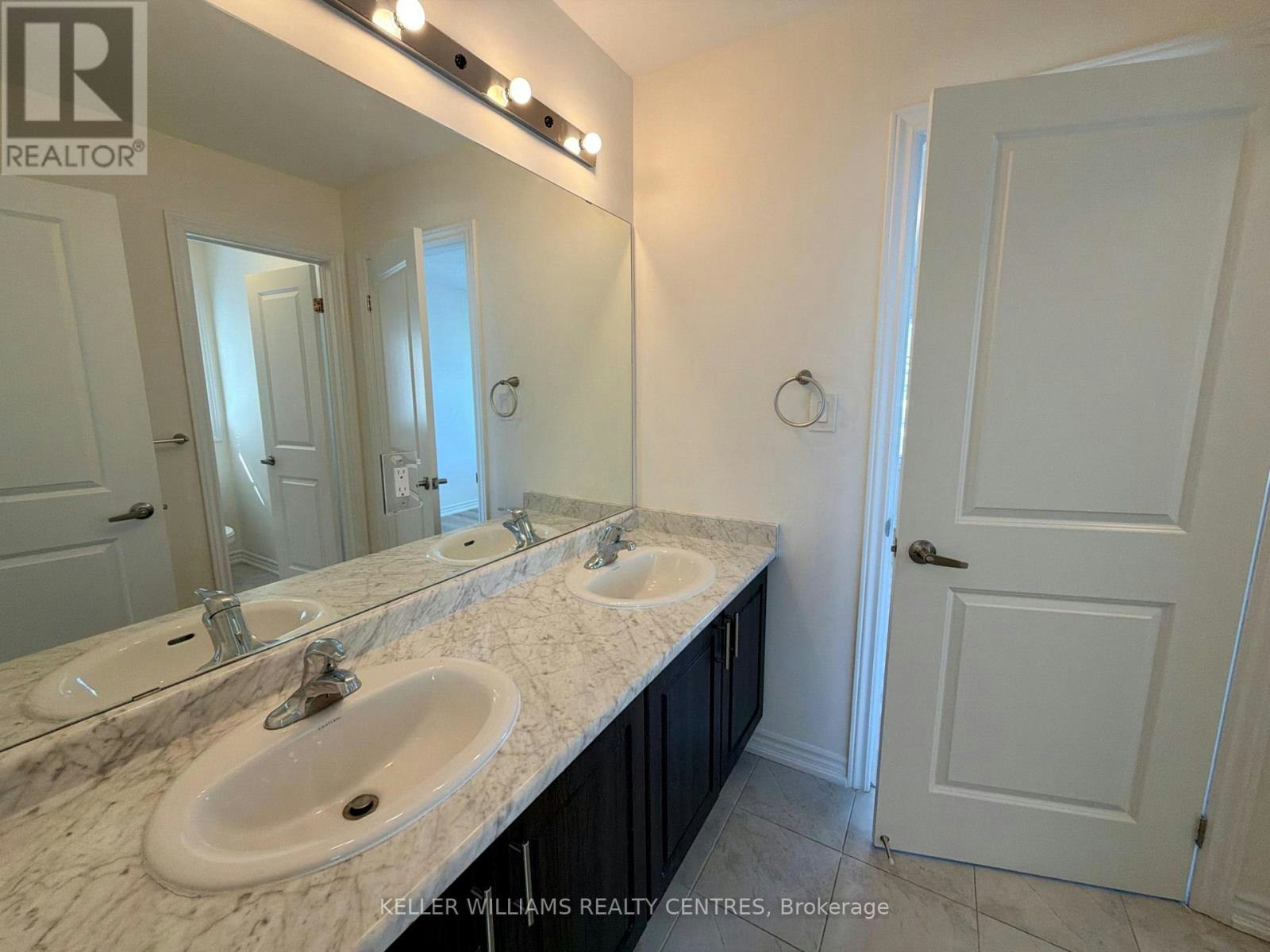229 Brownley Lane, Essa, ON, L3W 0R3 - 26
