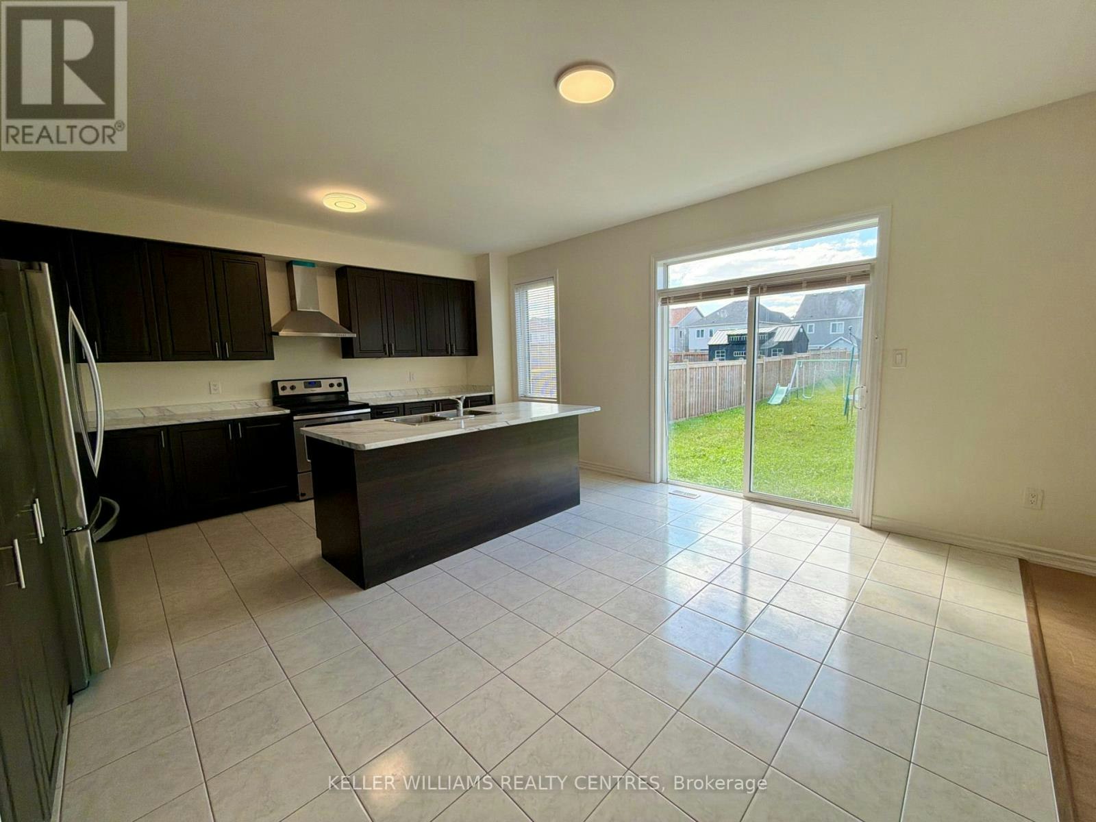 229 Brownley Lane, Essa, ON, L3W 0R3 - 10