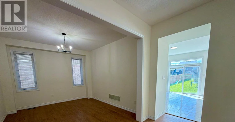 229 Brownley Lane, Essa, ON, L3W 0R3 - 8