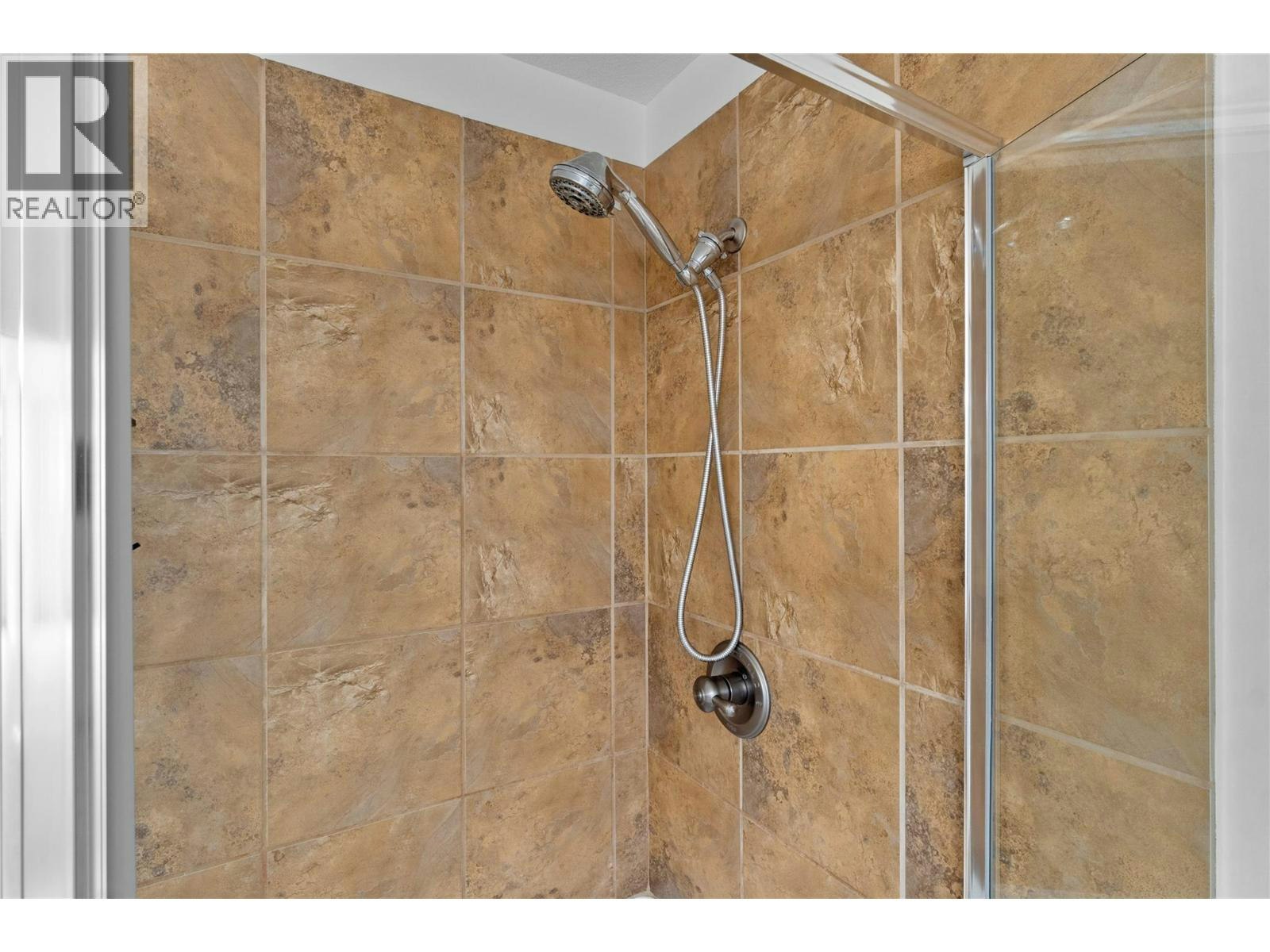 207-1390 Hillside Drive, Kamloops, BC, V2E 0A6 - 26