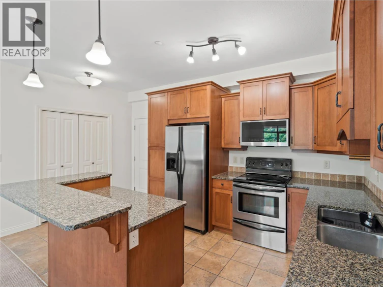 207-1390 Hillside Drive, Kamloops, BC, V2E 0A6 - 14