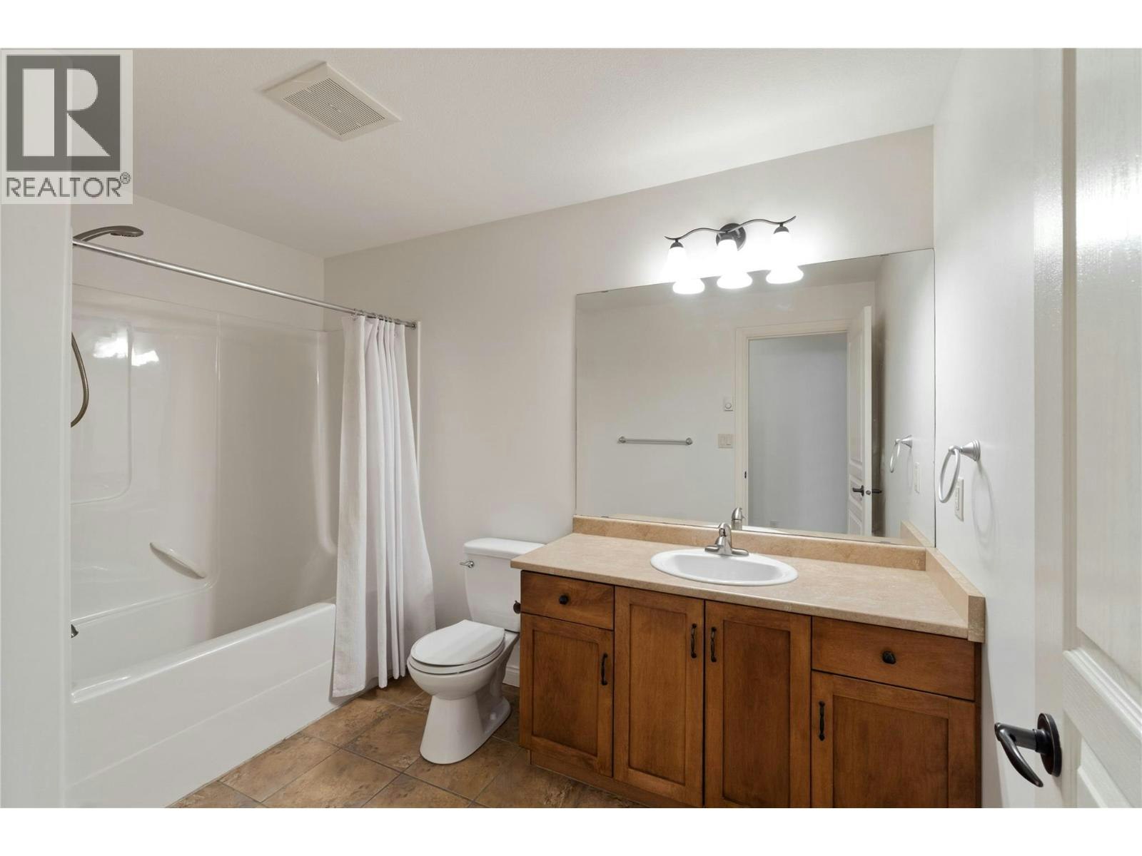 207-1390 Hillside Drive, Kamloops, BC, V2E 0A6 - 17