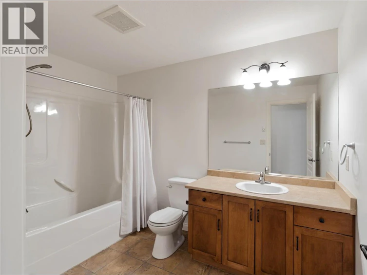 207-1390 Hillside Drive, Kamloops, BC, V2E 0A6 - 17