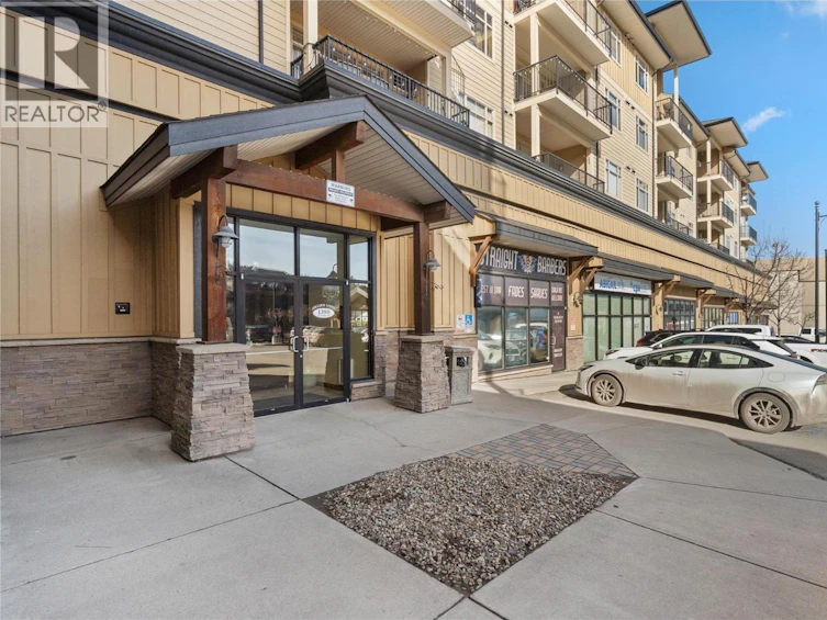 207-1390 Hillside Drive, Kamloops, BC, V2E 0A6