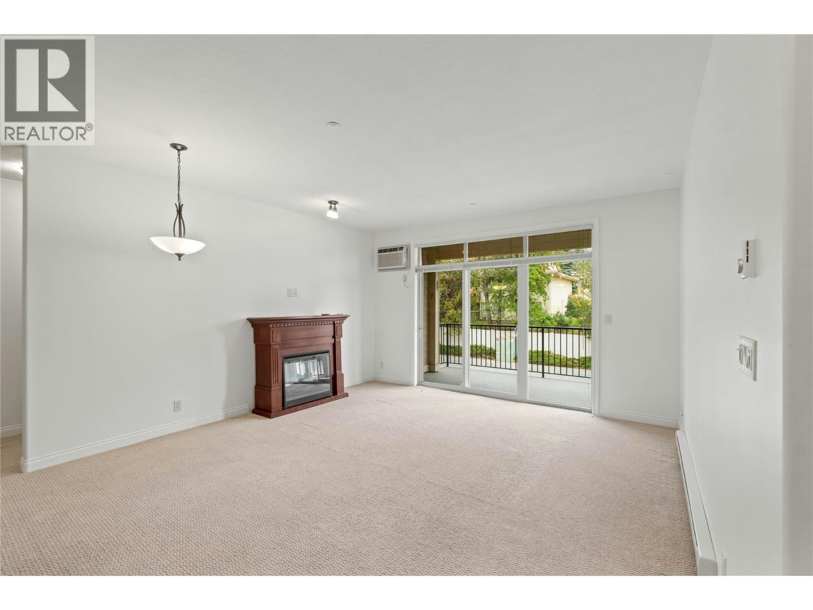 207-1390 Hillside Drive, Kamloops, BC, V2E 0A6 - 5