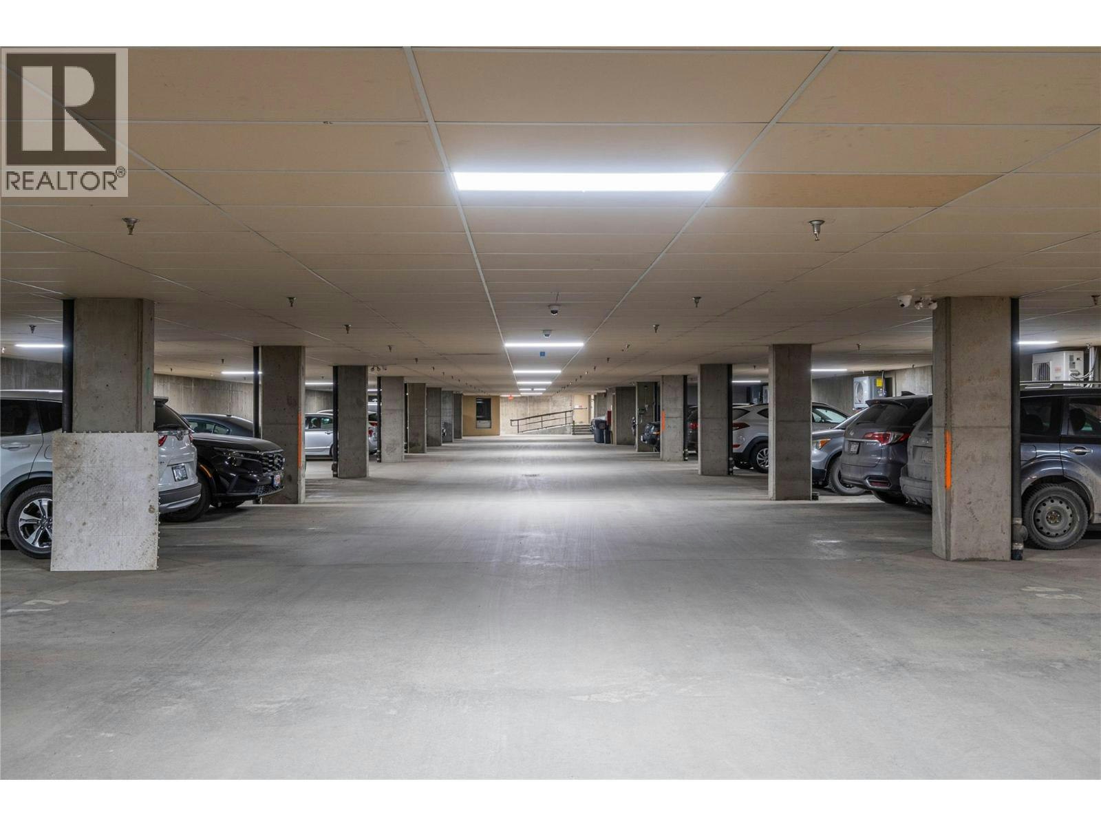 207-1390 Hillside Drive, Kamloops, BC, V2E 0A6 - 40
