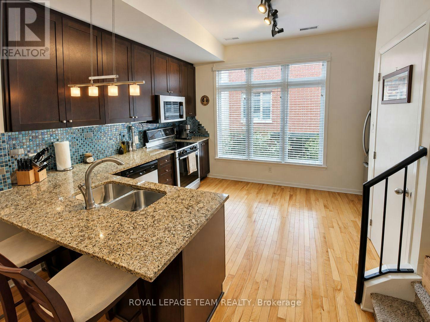 19-797 Montreal Road, Ottawa, ON, K1K 0S9 - 3