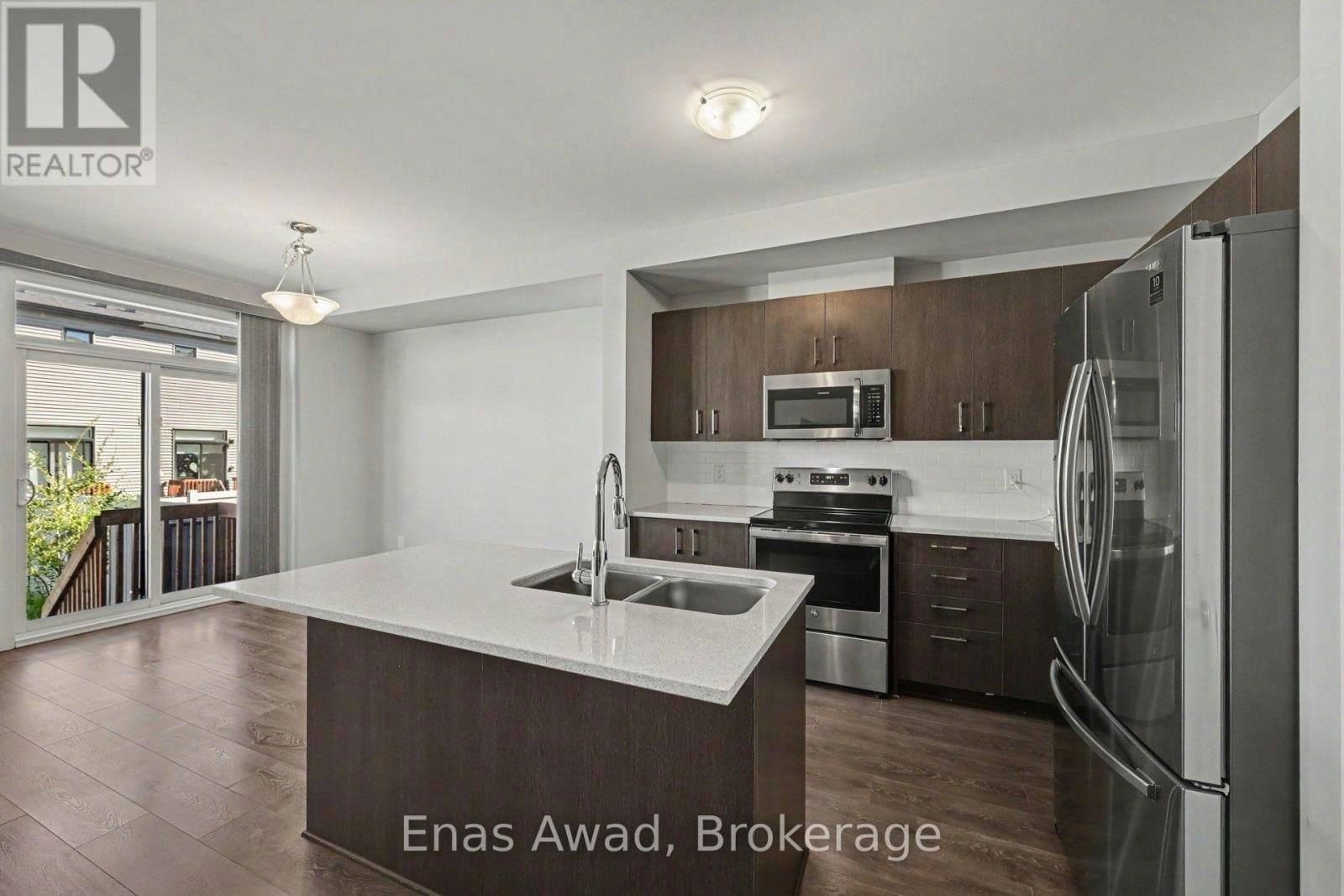 99 Natare Place, Ottawa, ON, K2T 0P3 - 4