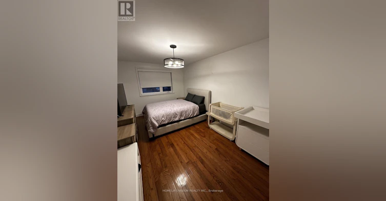 A-473 Cosburn Avenue, Toronto, ON, M4J 2N6 - 8