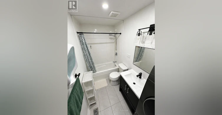 A-473 Cosburn Avenue, Toronto, ON, M4J 2N6 - 7