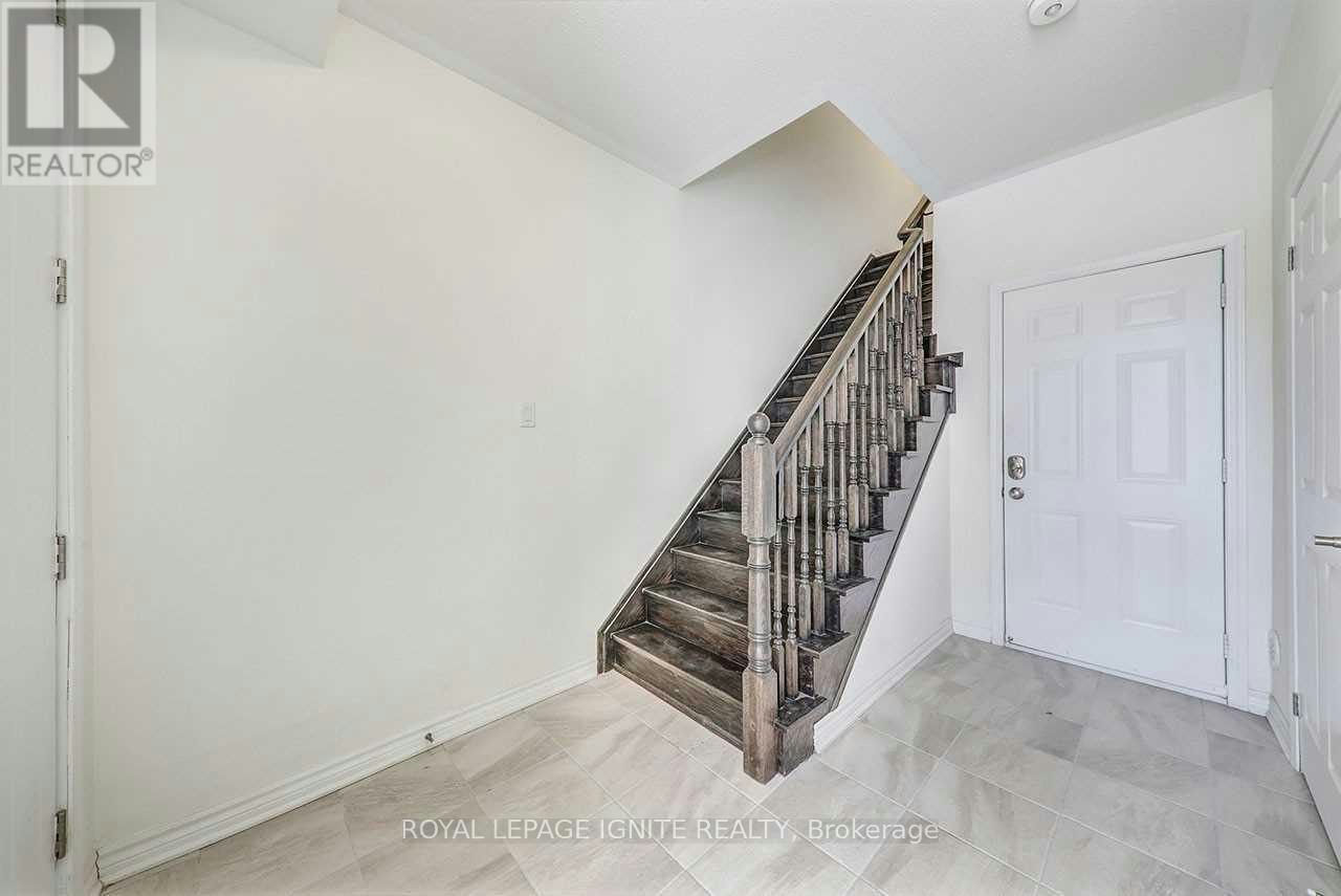 22 Adam Sellers Street, Markham, ON, L6B 1N2 - 6