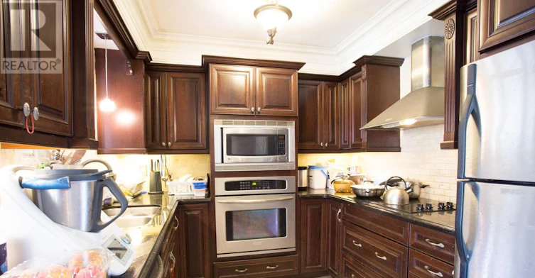 860 Messenger Meadow Drive, Mississauga, ON, L5C 3T2 - 5