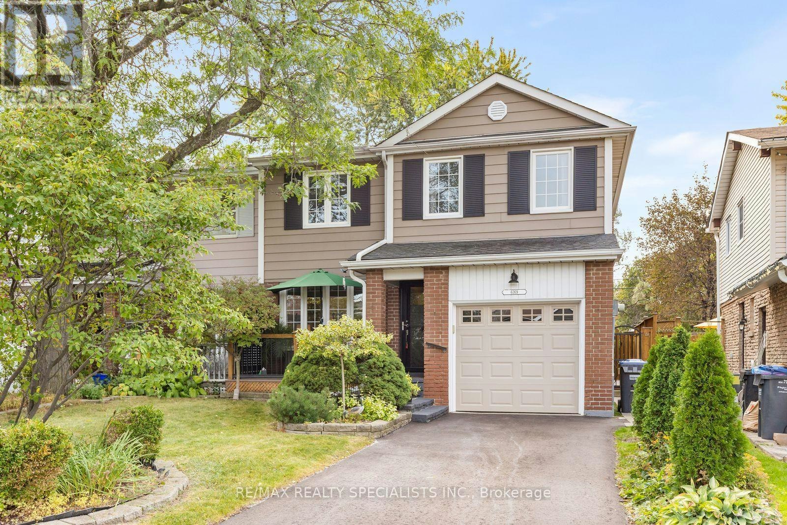 6169 Starfield Crescent, Mississauga, ON, L5N 1X2