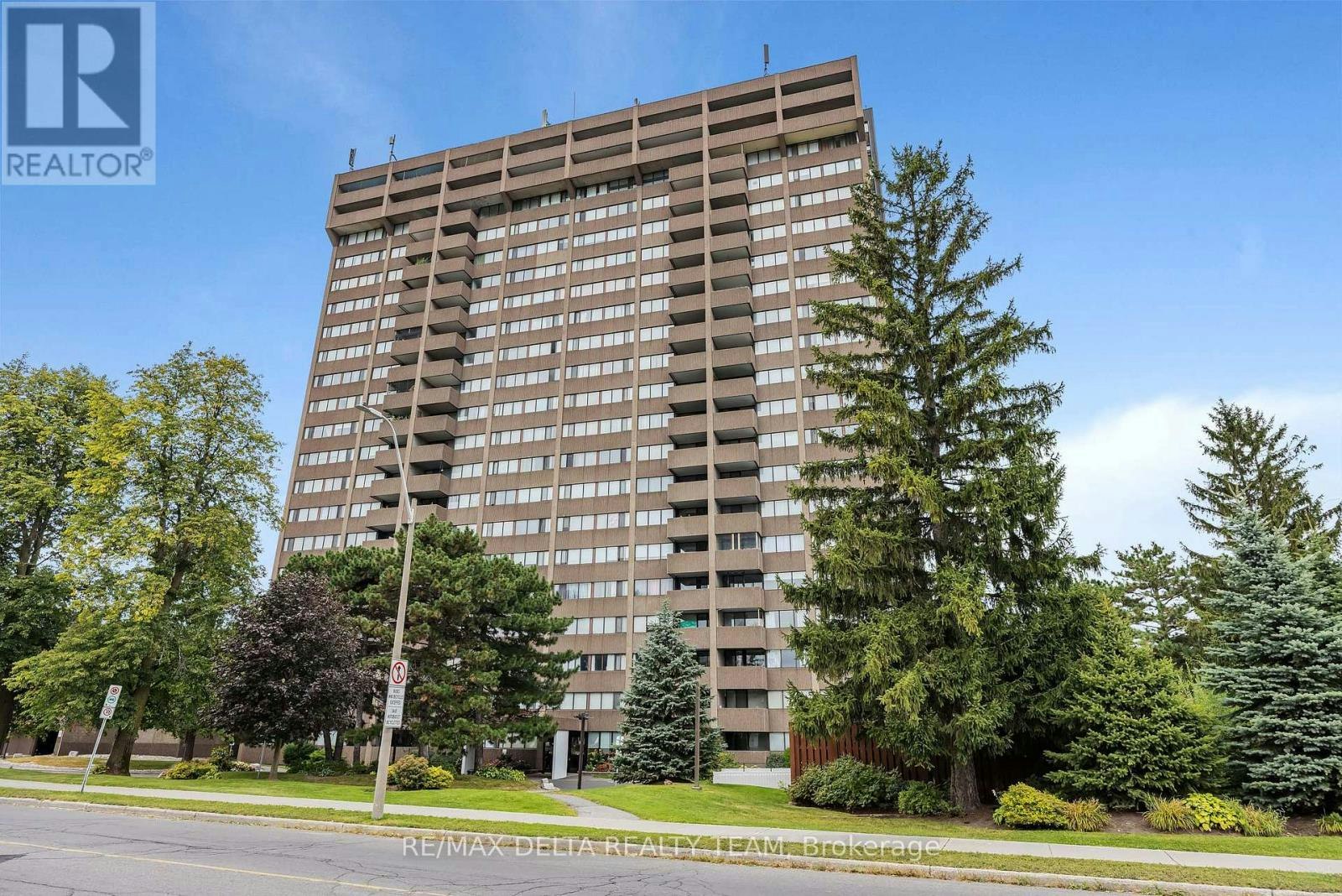 702-1285 Cahill Drive, Ottawa, ON, K1V 9A7