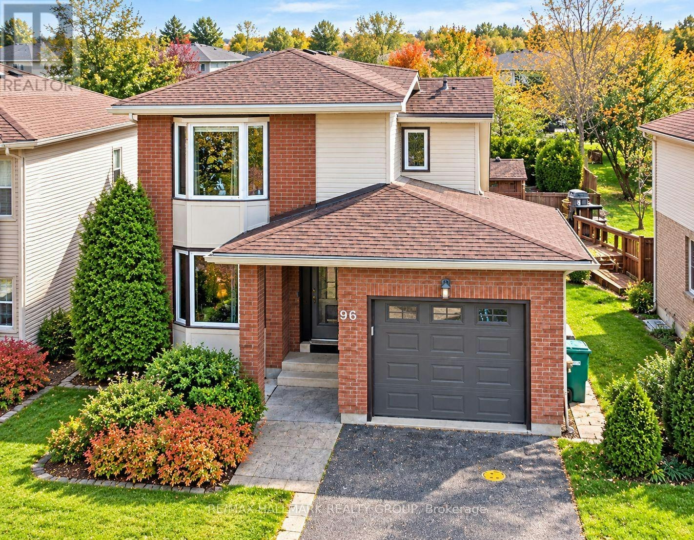 96 Pheasant Run Drive, Ottawa, ON, K2J 2R5