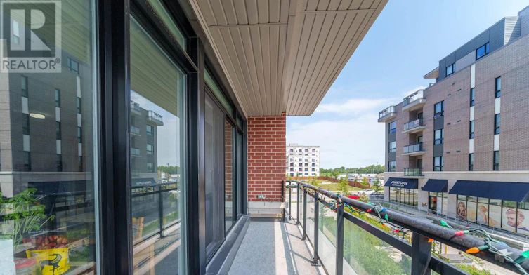 202-397 Codd's Road, Ottawa, ON, K1K 5C7 - 6