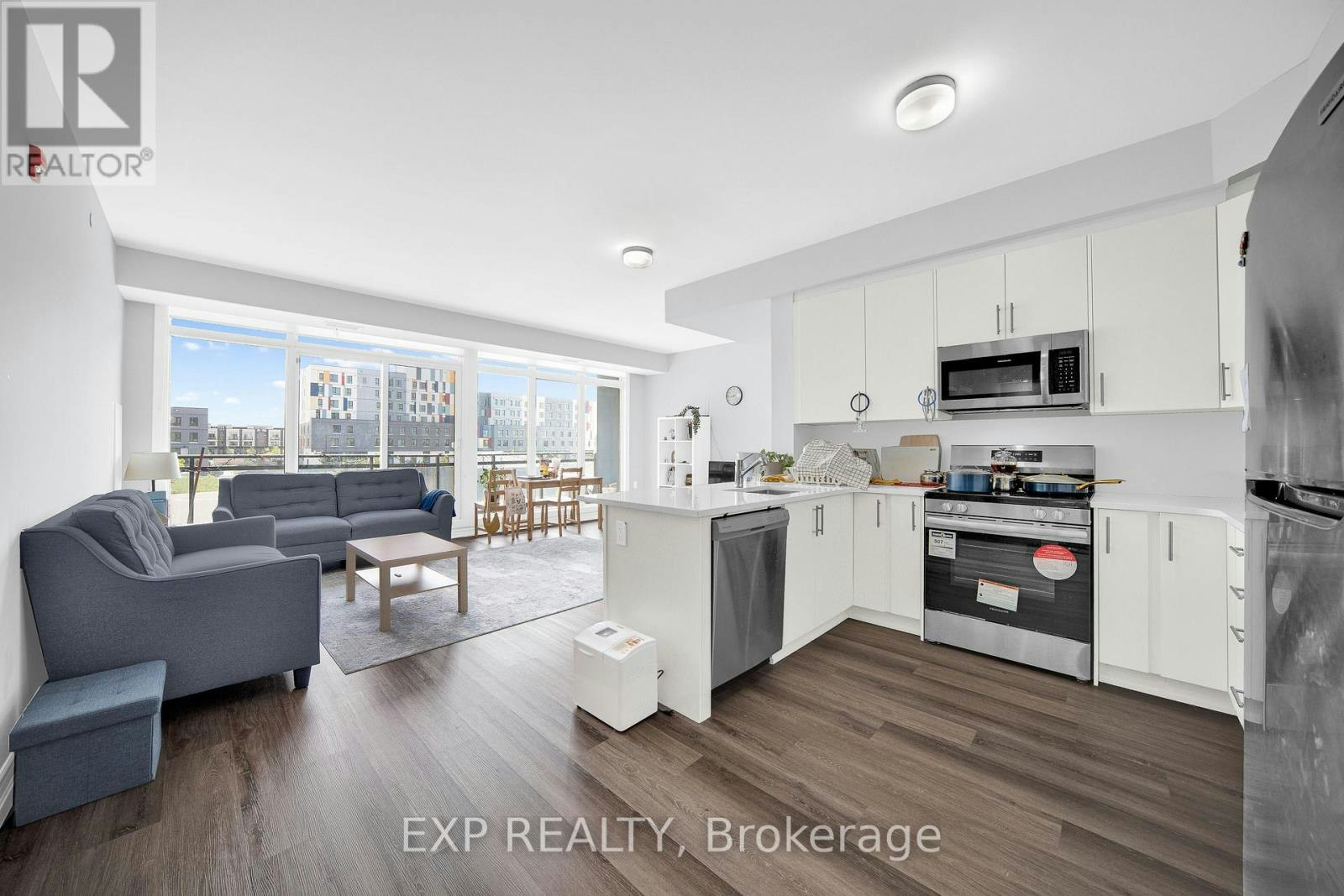 202-397 Codd's Road, Ottawa, ON, K1K 5C7 - 4