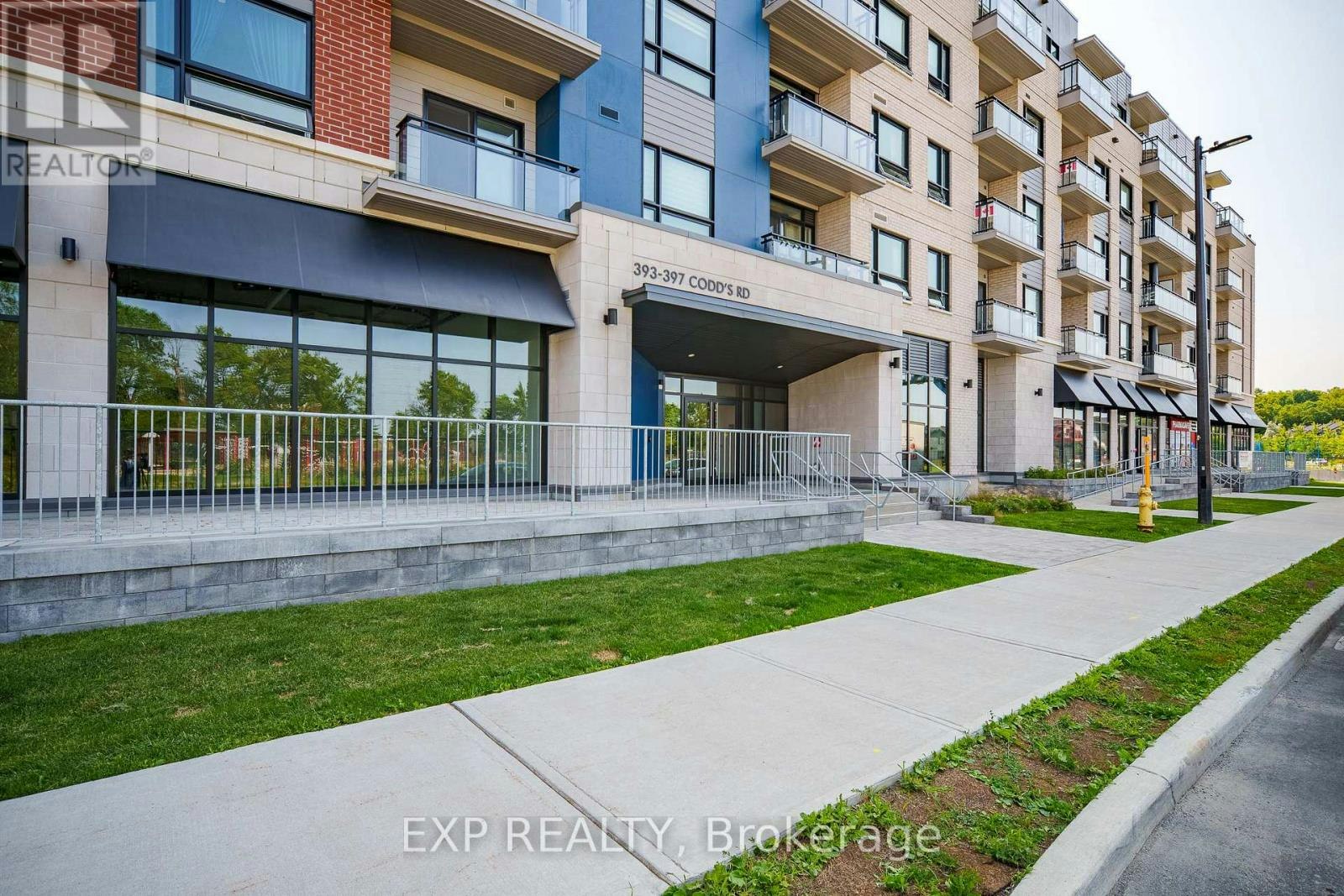 202-397 Codd's Road, Ottawa, ON, K1K 5C7 - 2