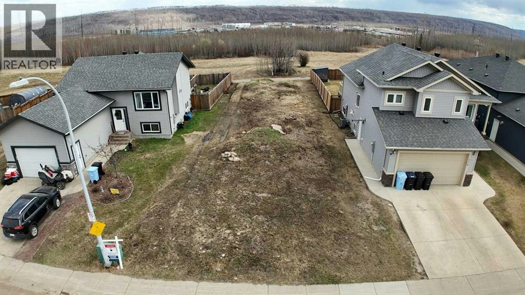 114 Adrian Crescent, Fort Mcmurray, AB, T9J 5J3