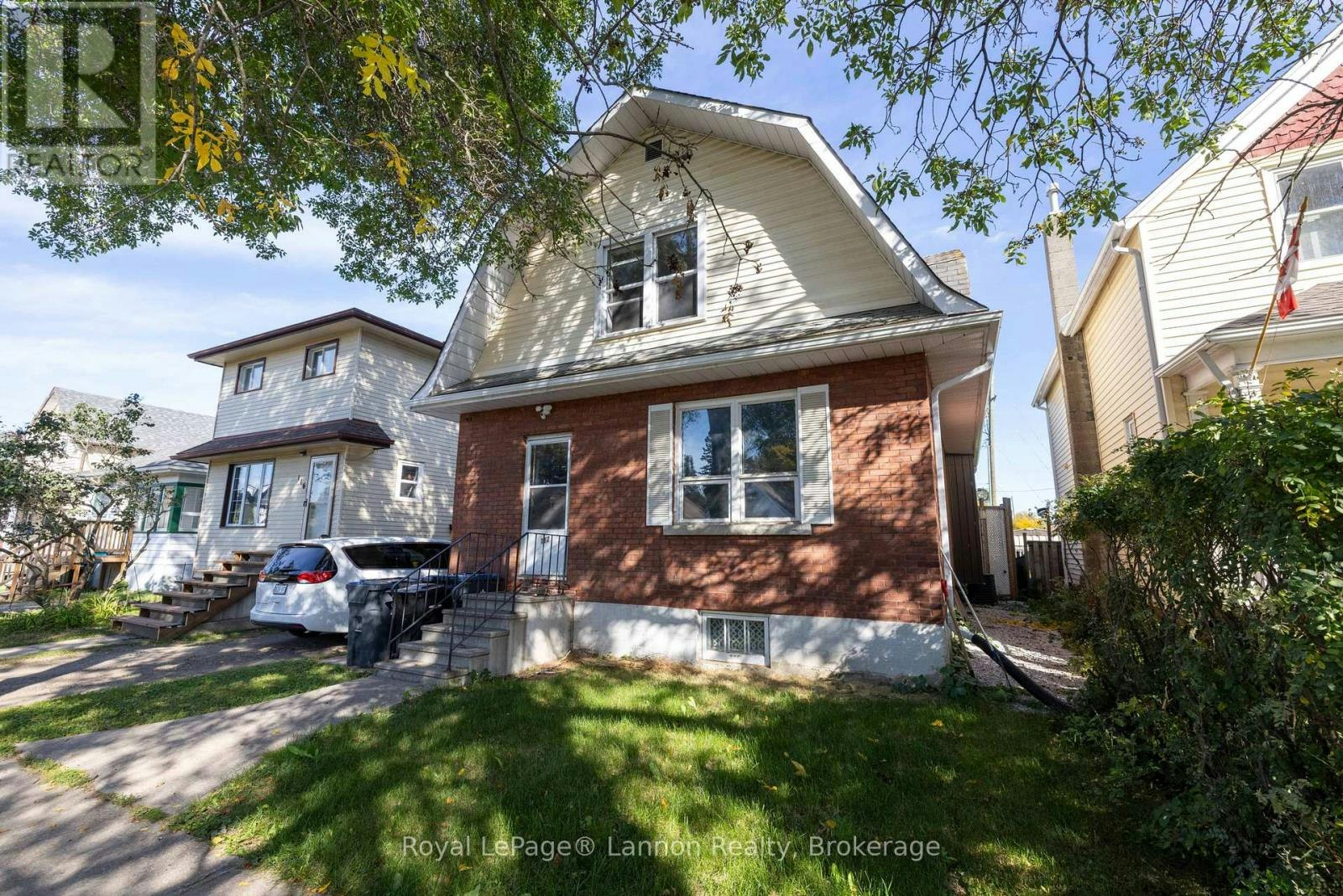 112 Norah Street N, Thunder Bay, ON, P7C 4G8