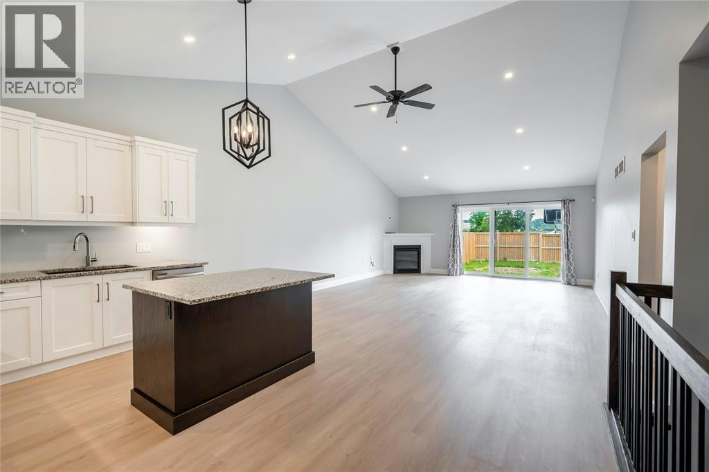 709 Ferdinands Crescent, Sarnia, ON, N7W 0B5 - 4