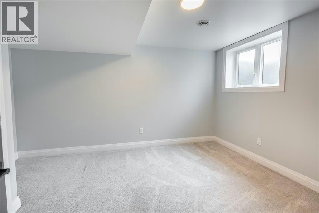 709 Ferdinands Crescent, Sarnia, ON, N7W 0B5 - 26
