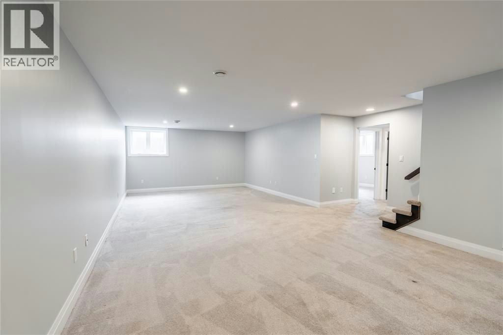 709 Ferdinands Crescent, Sarnia, ON, N7W 0B5 - 22