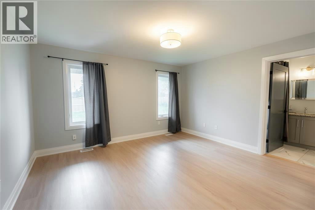 709 Ferdinands Crescent, Sarnia, ON, N7W 0B5 - 12