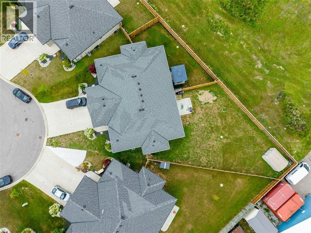 709 Ferdinands Crescent, Sarnia, ON, N7W 0B5 - 38