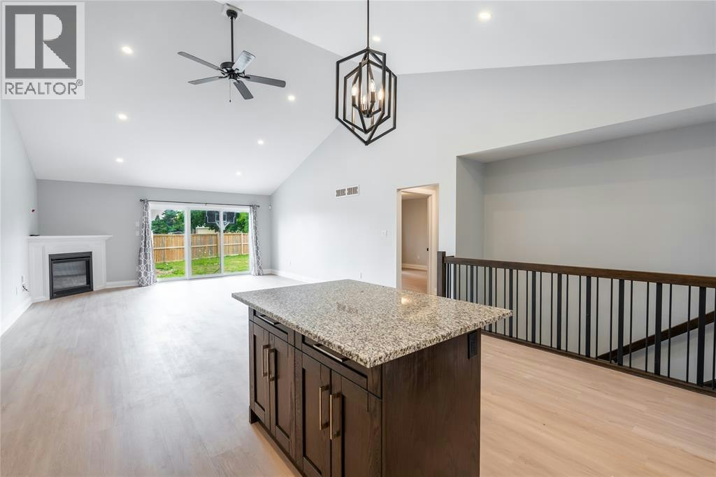 709 Ferdinands Crescent, Sarnia, ON, N7W 0B5 - 7