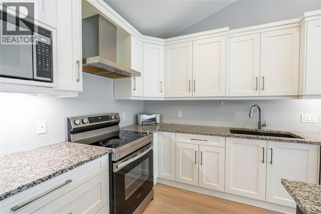 709 Ferdinands Crescent, Sarnia, ON, N7W 0B5 - 8