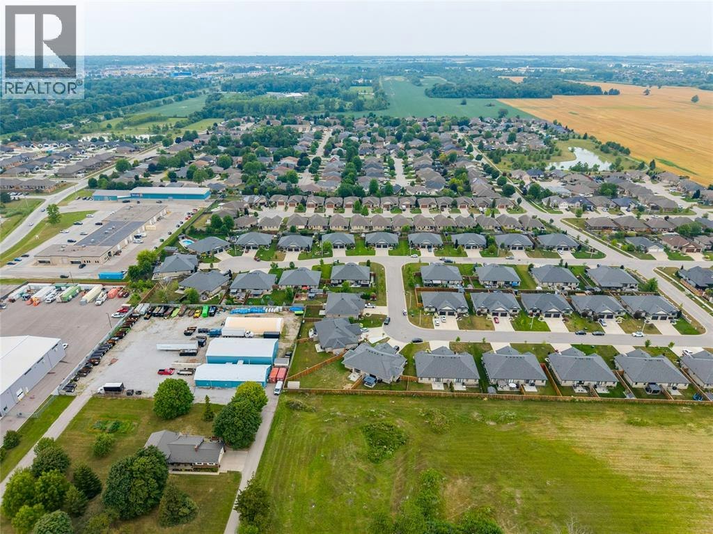 709 Ferdinands Crescent, Sarnia, ON, N7W 0B5 - 42