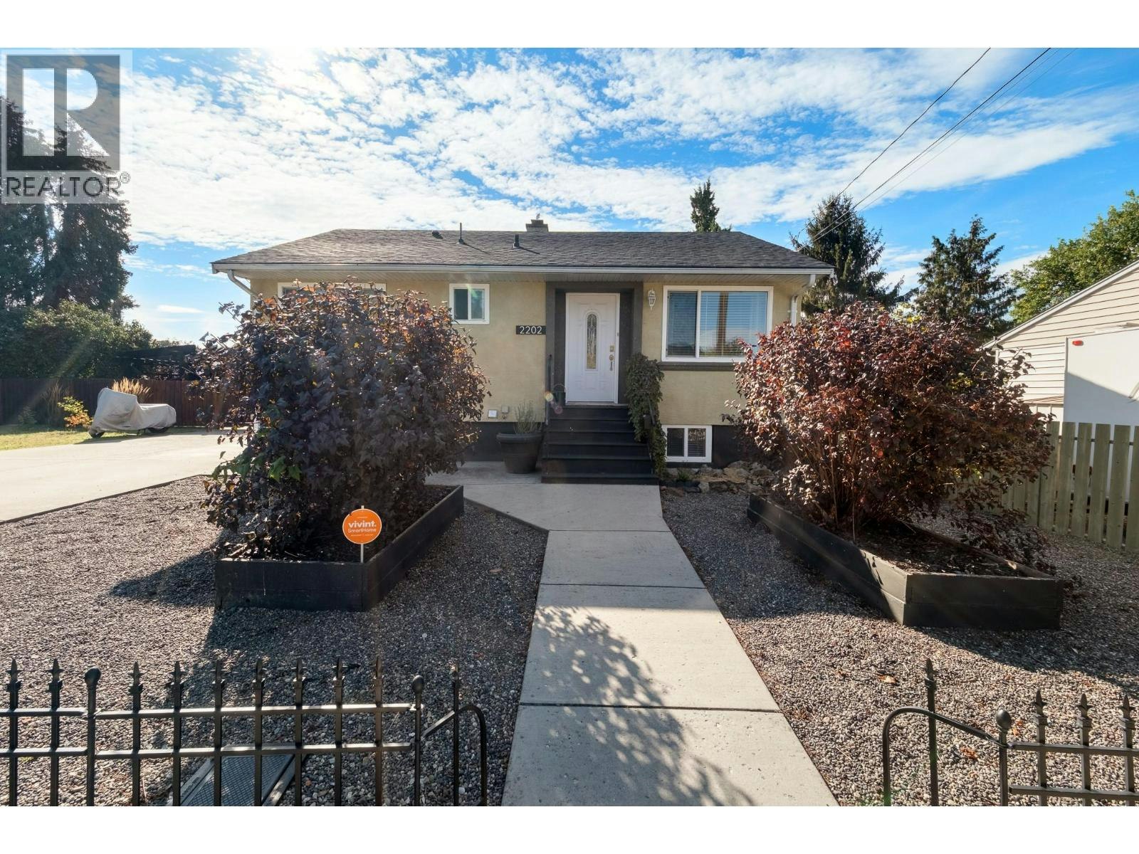 2202 42 Avenue, Vernon, BC, V1T 3J3