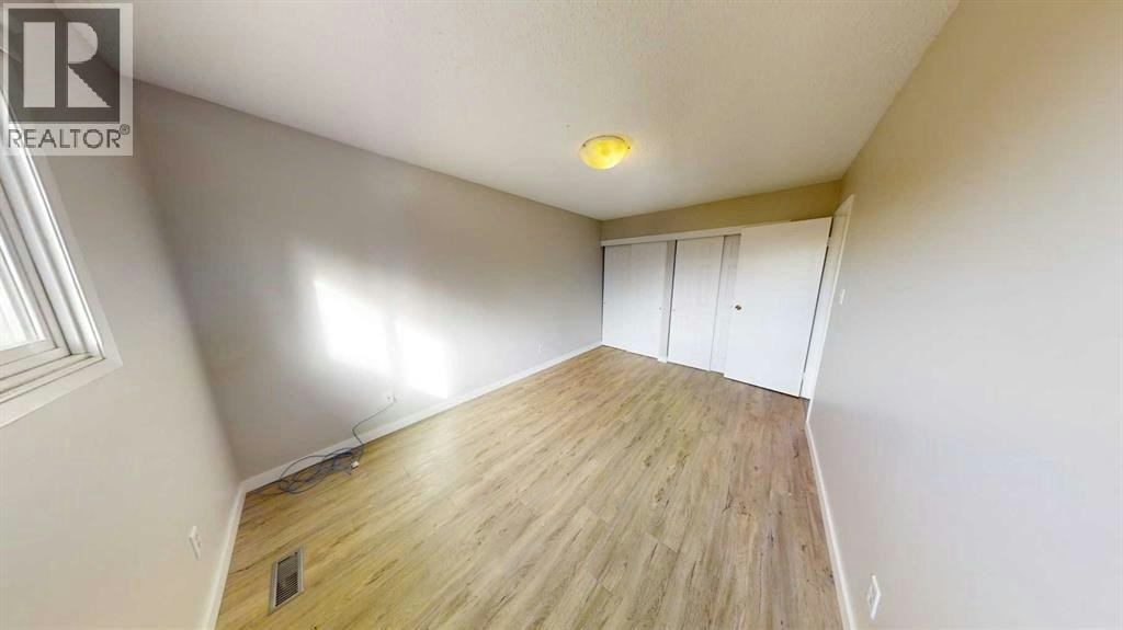 7852 Cedarwood Park, Grande Prairie, AB, T8V 4R8 - 6