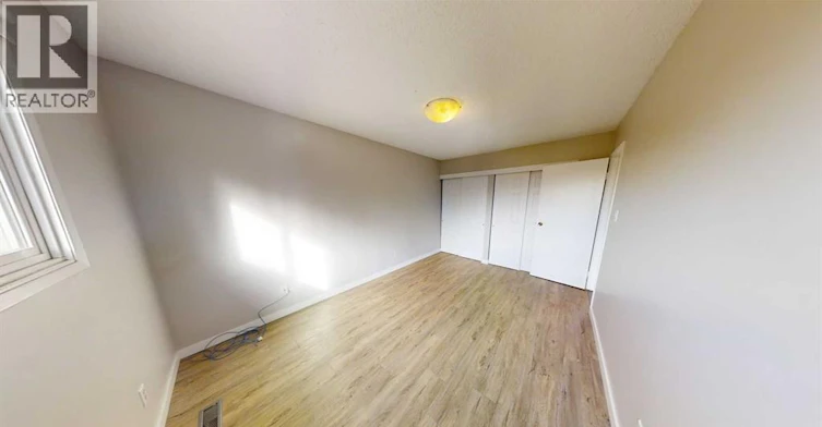 7852 Cedarwood Park, Grande Prairie, AB, T8V 4R8 - 6