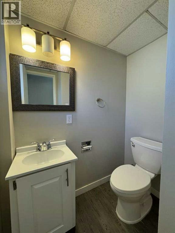 7852 Cedarwood Park, Grande Prairie, AB, T8V 4R8 - 5
