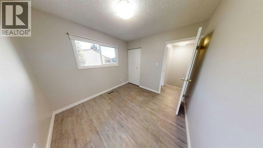 7852 Cedarwood Park, Grande Prairie, AB, T8V 4R8 - 9
